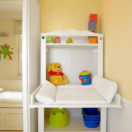 Hus In De Suenn Poel